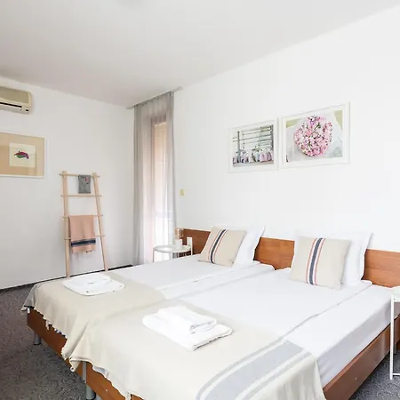 Sea House Afrodita Ii * Νεσέμπαρ