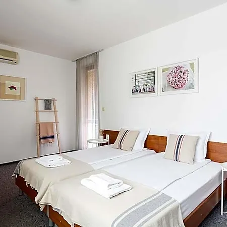 Hotel Sea House Afrodita Ii *